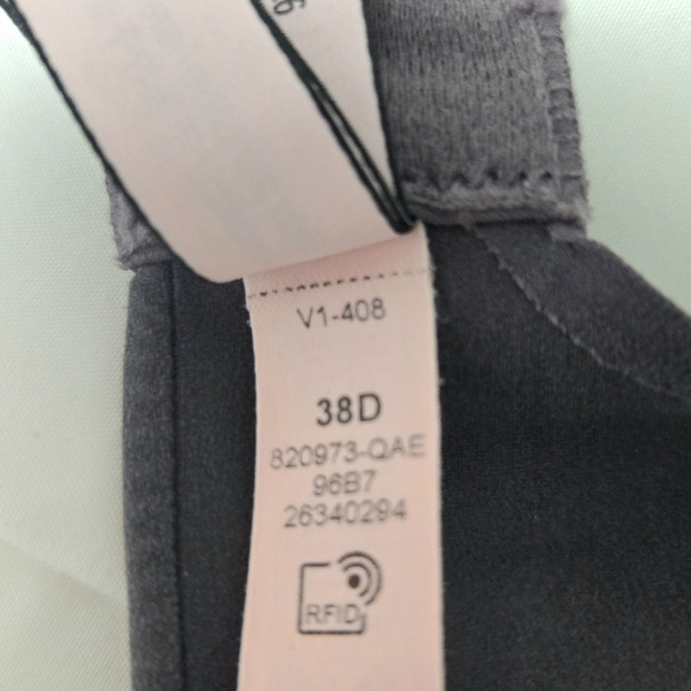 Victoria's Secret Lined, Semi Demi Bra. Gray. 38D - Picture 11 of 13